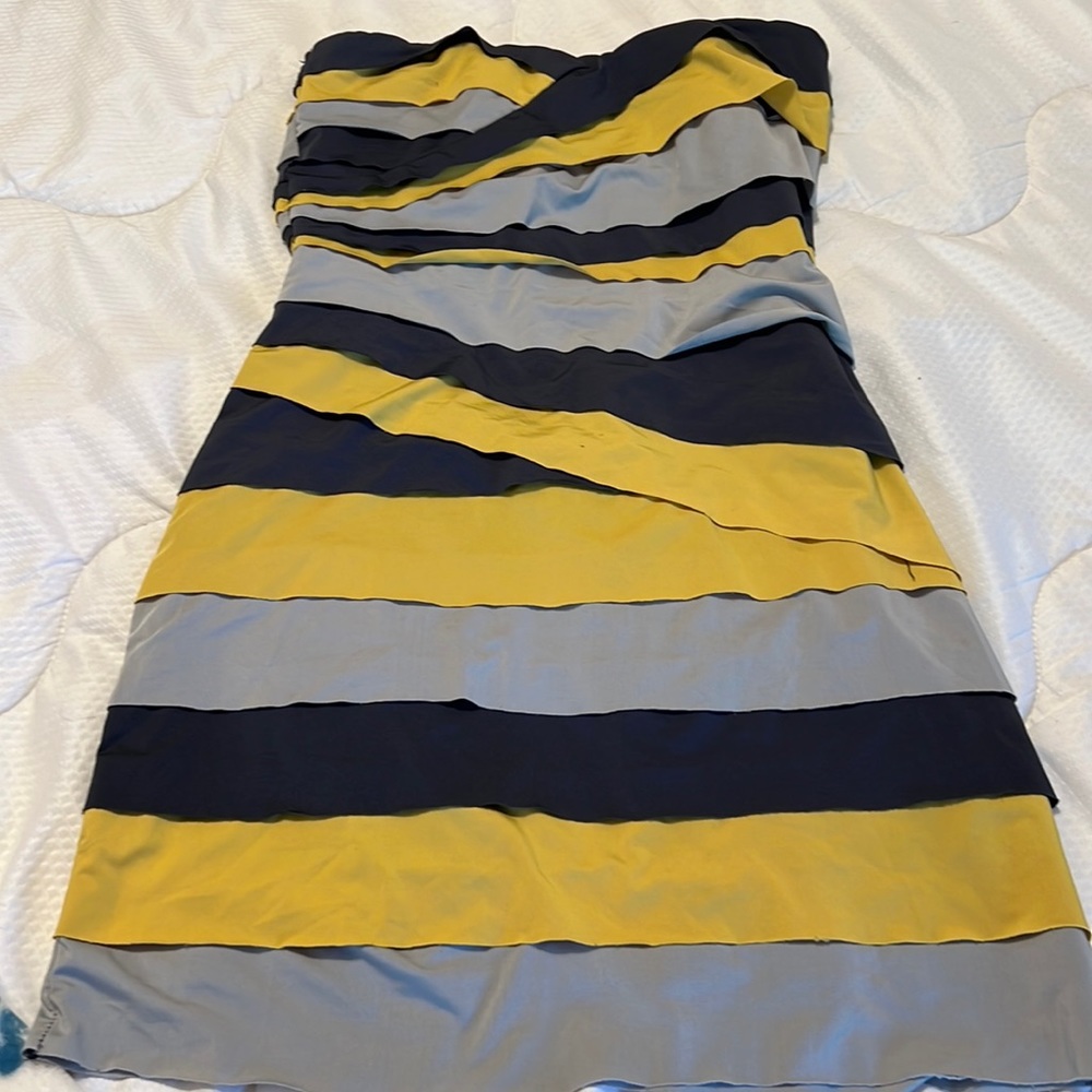 Eléveles mini  bandage dress